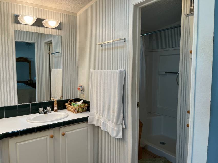 1329 Las Brisas Lane a Winter Haven, FL Mobile or Manufactured Home for Sale